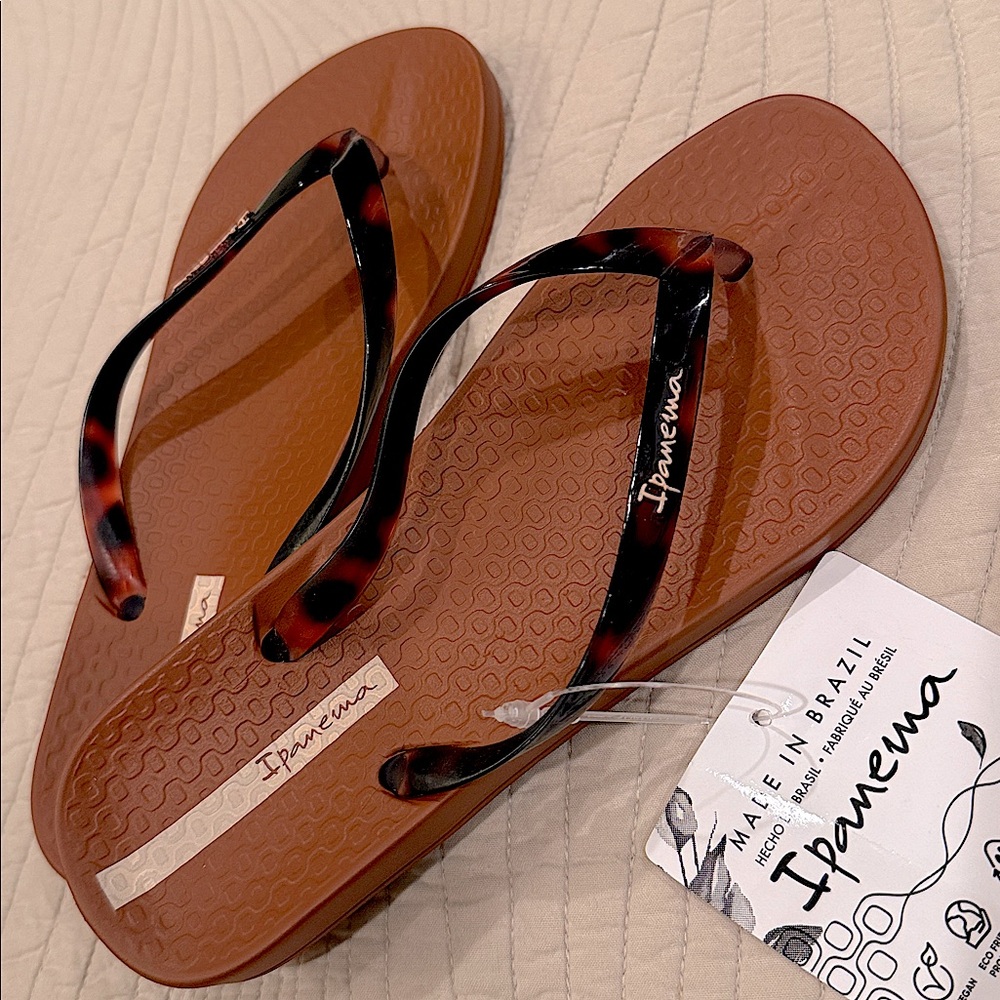 🤎Brand new! IPANEMA Tortoiseshell Brown Sandals size 5